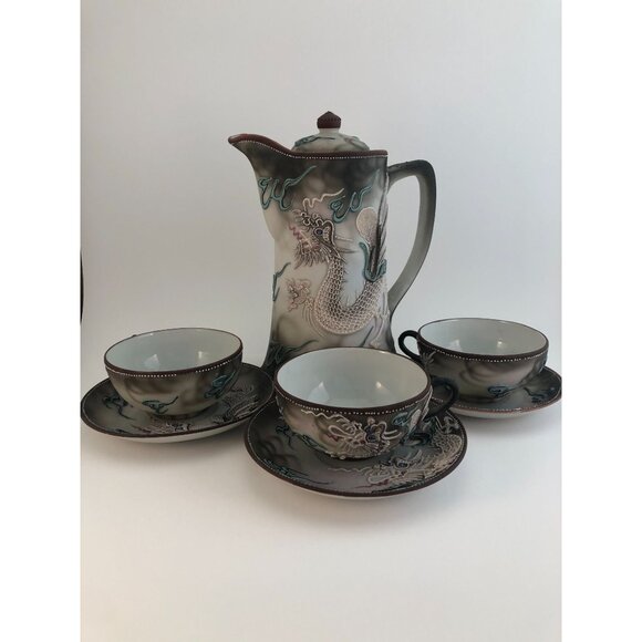 Dragonware Moriage Tea Set (20-piece), a style of Japanese Porcelain featuring r - Picture 1 of 16